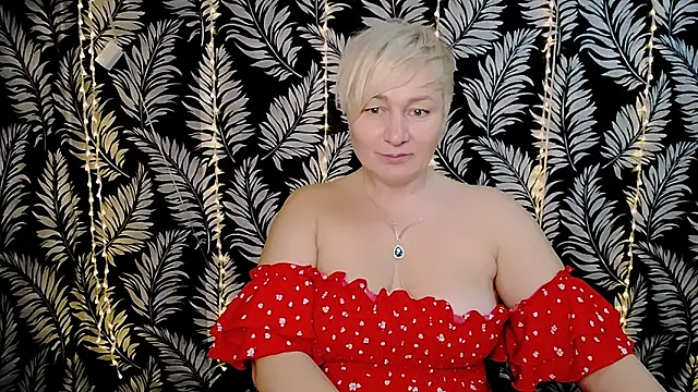 Snapshot of Olivia_playful chatting on 02-13-25, 03:14 Olivia playful online show from 02-13-25, 03:14