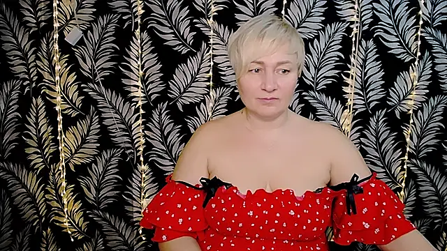 Snapshot of Olivia_playful chatting on 02-16-25, 12:32 Olivia playful online show from 02-16-25, 12:32