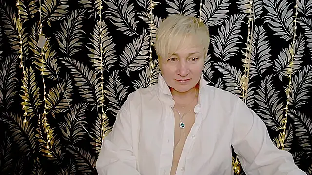 Snapshot of Olivia_playful chatting on 03-06-25, 03:13 Olivia playful online show from 03-06-25, 03:13