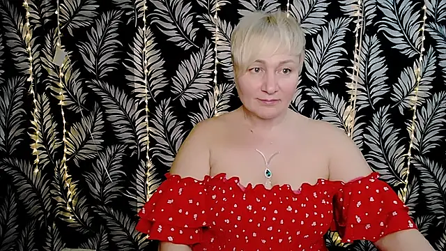 Snapshot of Olivia_playful chatting on 03-08-25, 03:24 Olivia playful online show from 03-08-25, 03:24