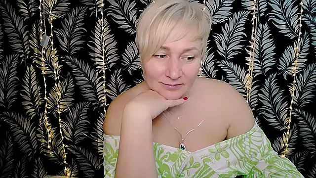 Snapshot of Olivia_playful chatting on 03-10-25, 03:30 Olivia playful online show from 03-10-25, 03:30