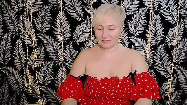 Snapshot of Olivia_playful chatting on 03-14-25, 12:18 Olivia playful online show from 03-14-25, 12:18