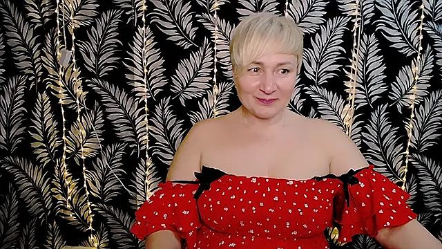 Snapshot of Olivia_playful chatting on 03-14-25, 03:25 Olivia playful online show from 03-14-25, 03:25