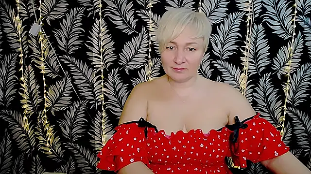 Snapshot of Olivia_playful chatting on 03-22-25, 12:35 Olivia playful online show from 03-22-25, 12:35