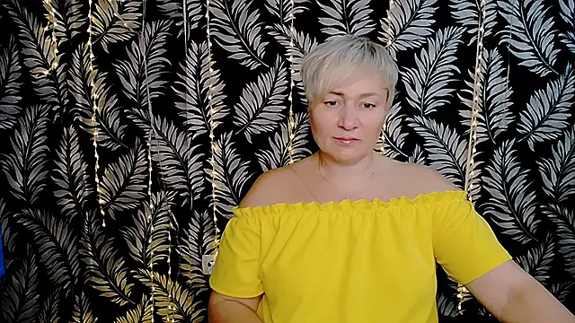 Snapshot of Olivia_playful chatting on 09-15-25, 11:32 Olivia playful online show from 09-15-25, 11:32