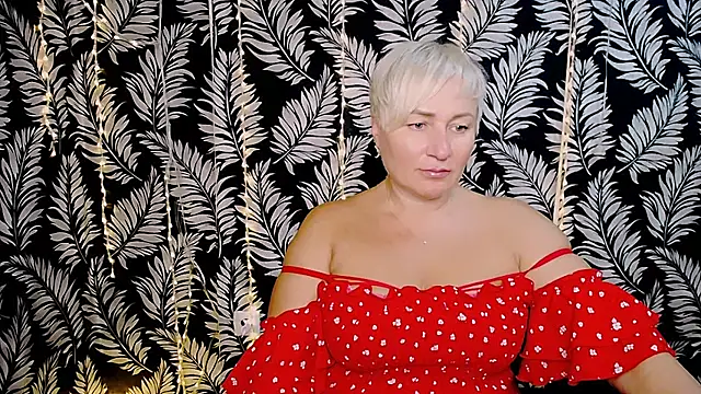 Snapshot of Olivia_playful chatting on 10-12-25, 11:20 Olivia playful online show from 10-12-25, 11:20