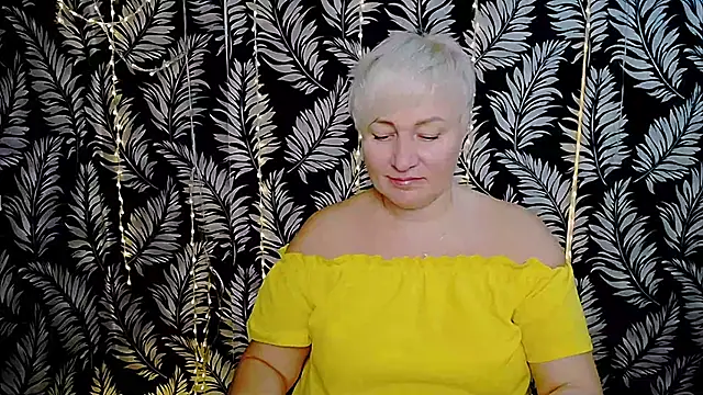 Snapshot of Olivia_playful chatting on 11-21-25, 11:20 Olivia playful online show from 11-21-25, 11:20