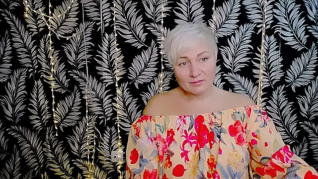 Snapshot of Olivia_playful chatting on 11-28-25, 11:24 Olivia playful online show from 11-28-25, 11:24