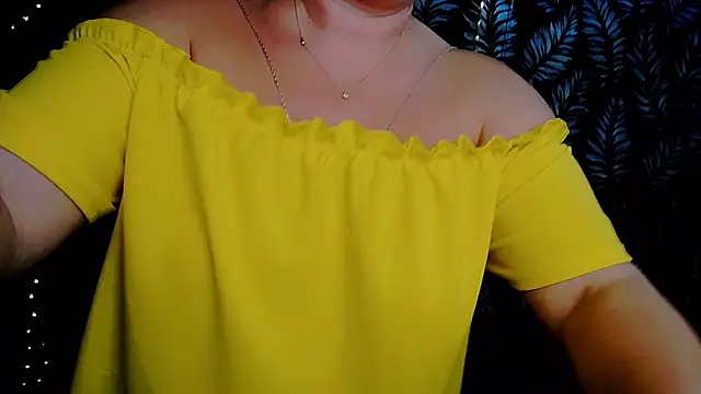 Snapshot of Olivia_playful chatting on 12-04-25, 12:03 Olivia playful online show from 12-04-25, 12:03