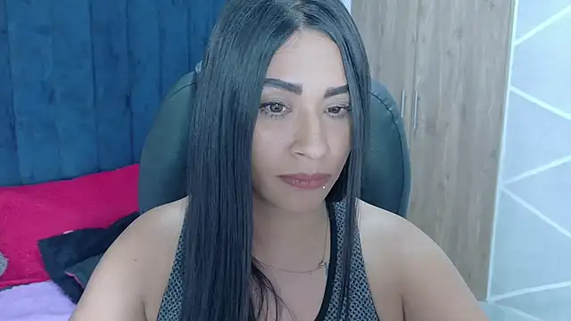 Snapshot of Chanel-24 chatting on 10-17-25, 04:04 Chanel-24 online show from 10-17-25, 04:04