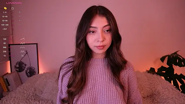 Snapshot of annie24_evans chatting on 01-20-25, 11:21 annie24 evans online show from 01-20-25, 11:21