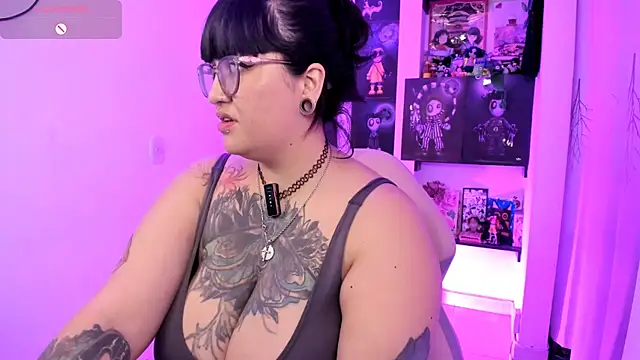  Ali Brinck  online show from 09-24-25, 02:48