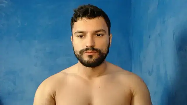 Snapshot of alex_blu chatting on 06-17-26, 12:35 alex blu online show from 06-17-26, 12:35