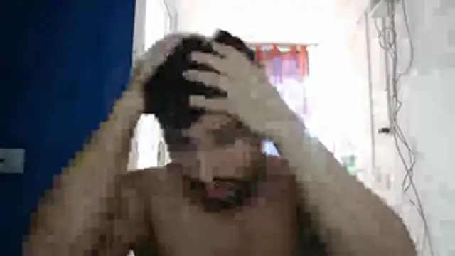 Snapshot of alex_blu chatting on 07-19-26, 05:22 alex blu online show from 07-19-26, 05:22