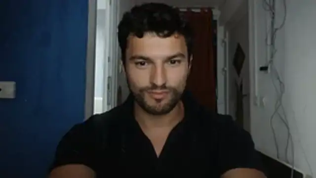 Snapshot of alex_blu chatting on 07-19-26, 08:12 alex blu online show from 07-19-26, 08:12