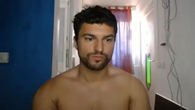 Snapshot of alex_blu chatting on 07-20-26, 10:39 alex blu online show from 07-20-26, 10:39