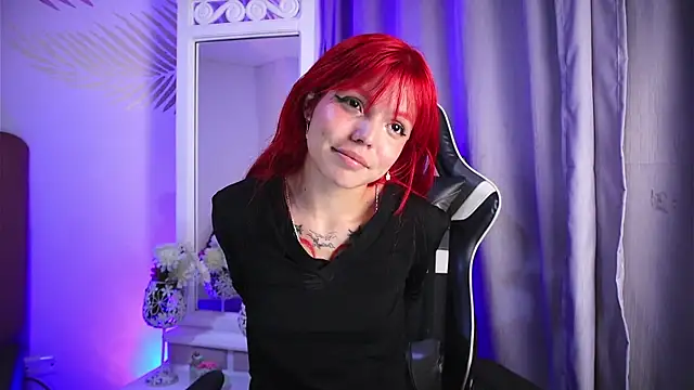 Snapshot of dianebleu chatting on 01-21-25, 06:33 dianebleu online show from 01-21-25, 06:33