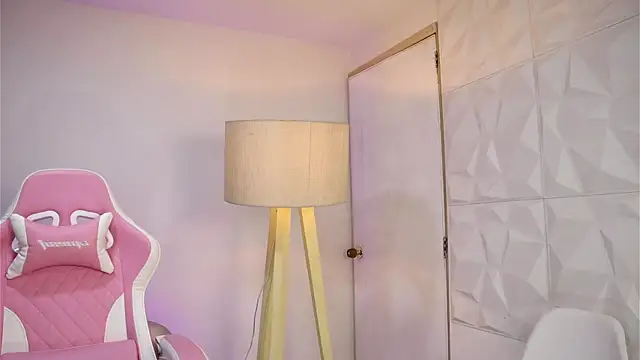 dianebleu online show from 11-07-25, 04:01