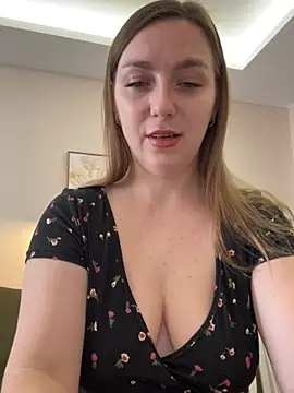 Snapshot of Janeee chatting on 01-06-25, 08:57 Janeee online show from 01-06-25, 08:57