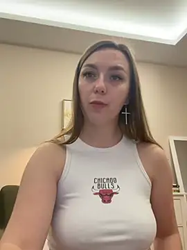 Snapshot of Janeee chatting on 01-16-25, 05:00 Janeee online show from 01-16-25, 05:00