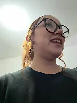 Snapshot of Cherrynoa chatting on 02-27-26, 02:33 Cherrynoa online show from 02-27-26, 02:33