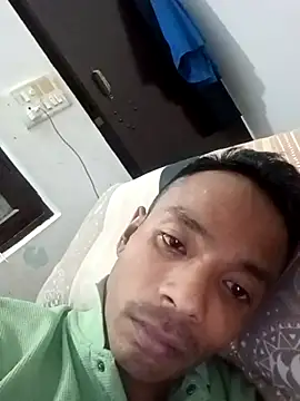 Snapshot of Lent_Medium chatting on 11-07-25, 01:11 Lent Medium online show from 11-07-25, 01:11