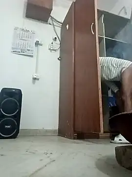 Snapshot of Lent_Medium chatting on 01-14-26, 05:18 Lent Medium online show from 01-14-26, 05:18