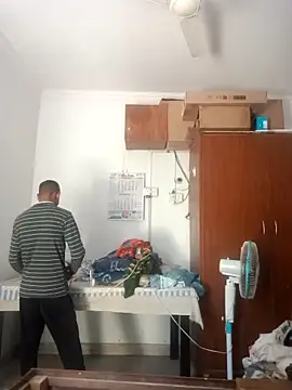 Snapshot of Lent_Medium chatting on 03-11-26, 04:07 Lent Medium online show from 03-11-26, 04:07