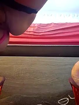 sexynini83 online show from 12-04-24, 11:08