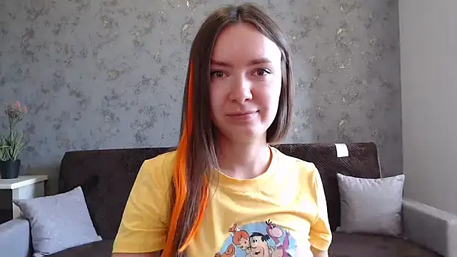    Emily    online show from 09-14-25, 01:10