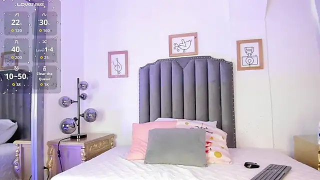 Vega   16 online show from 04-11-26, 11:47