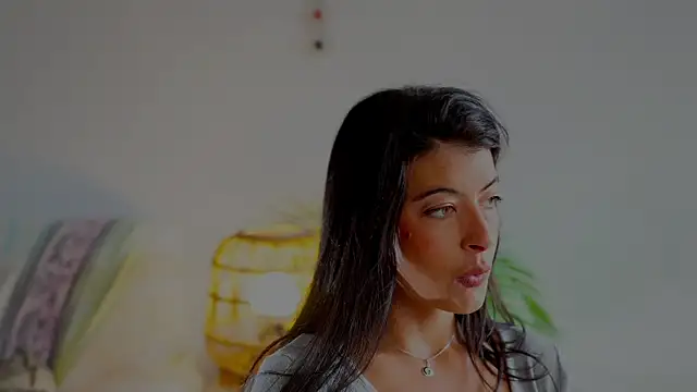 Snapshot of anabelcurvy chatting on 11-24-25, 12:16 anabelcurvy online show from 11-24-25, 12:16