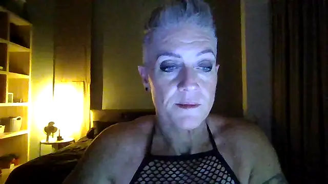 Devon2020 online show from 11-04-25, 01:32