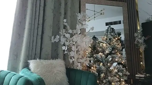 Allys online show from 12-17-24, 06:13