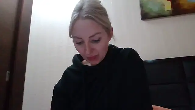 Allys online show from 01-24-25, 03:45