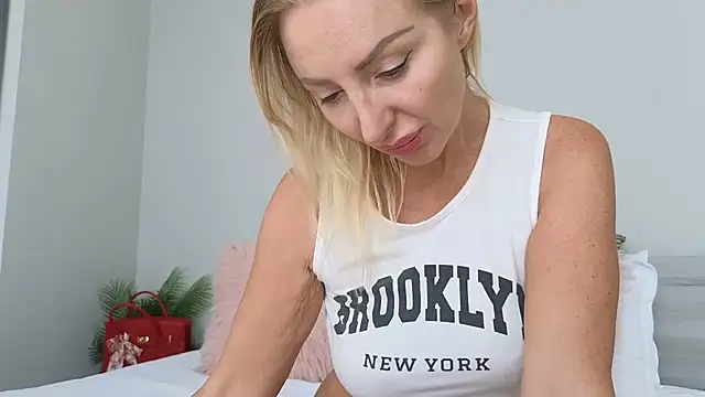 Allys online show from 09-16-25, 05:41