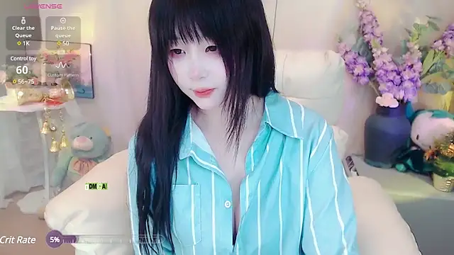 Snapshot of yoyoyo_99 chatting on 02-20-25, 01:30 yoyoyo 99 online show from 02-20-25, 01:30