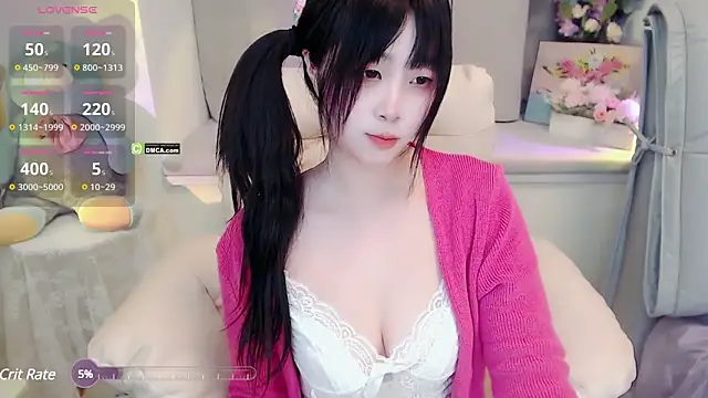 Snapshot of yoyoyo_99 chatting on 03-19-25, 03:08 yoyoyo 99 online show from 03-19-25, 03:08