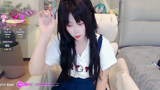 Snapshot of yoyoyo_99 chatting on 09-10-25, 05:07 yoyoyo 99 online show from 09-10-25, 05:07