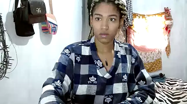 angelamarie1 online show from 01-24-25, 12:20