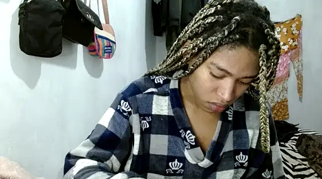 angelamarie1 online show from 02-19-25, 12:00