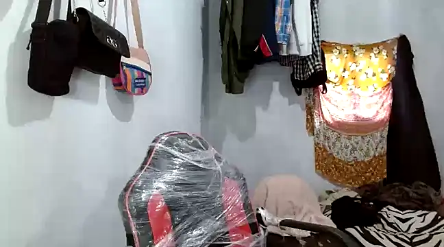 angelamarie1 online show from 02-26-25, 01:30