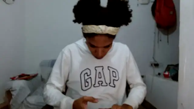 angelamarie1 online show from 10-02-25, 03:46