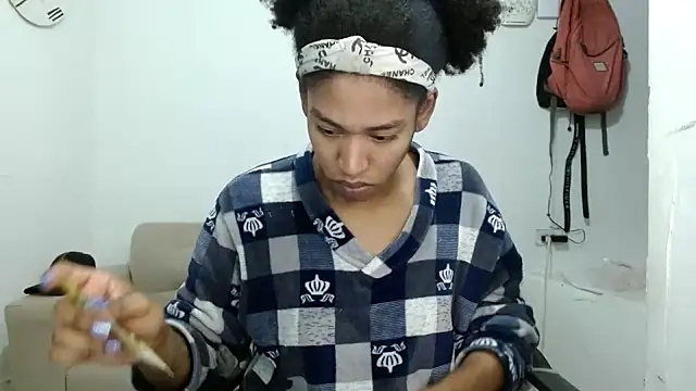 angelamarie1 online show from 11-12-25, 08:59