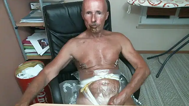 olibrius71 online show from 09-18-25, 06:32