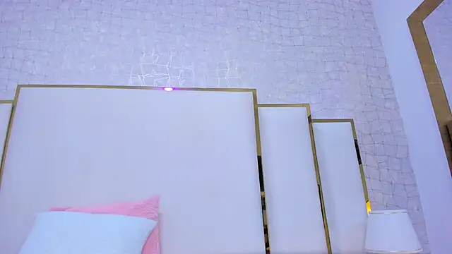 Snapshot of paola_rodriguez chatting on 09-28-25, 11:04 paola rodriguez online show from 09-28-25, 11:04