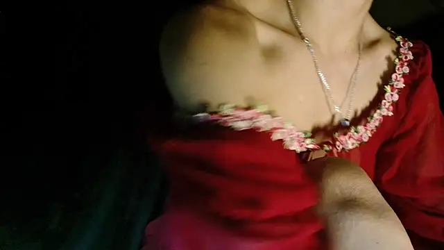 MINI Petite online show from 07-18-26, 05:00