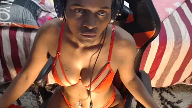 sexyjustin202 online show from 12-25-24, 04:33