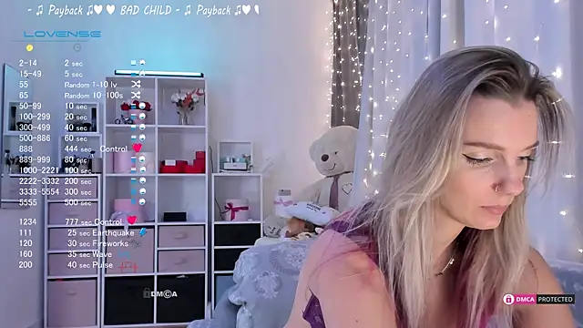 Karamelsw  online show from 02-21-25, 12:05