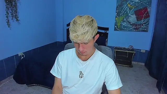 patrik 027 online show from 04-16-26, 08:20